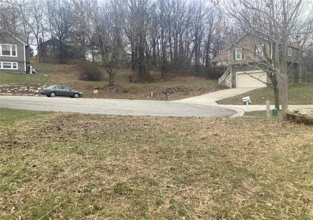 4th image of 4205 S Shrank Ct, Independence, MO 64055 | MLS# 2596296