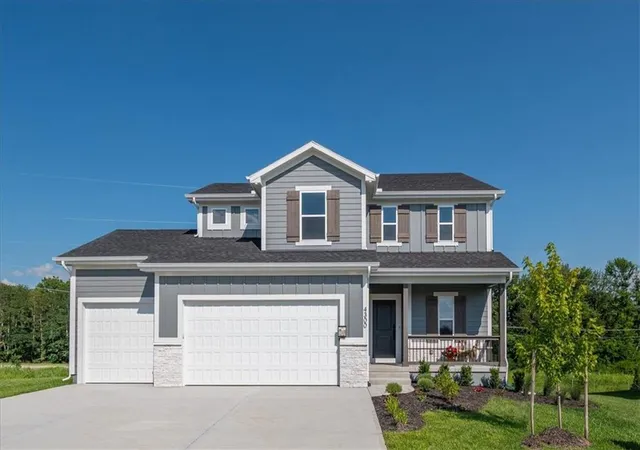 Photo 1 of Single family home for sale at 4300 Se Adams Dr, Blue Springs, MO 64014 | MLS# 2596375 | Listing updated on 2026-07-16
