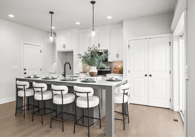Photo 3 of Single family home for sale at 600 SW Valley Dr, Grain Valley, MO 64029 | MLS# 2596412 | Listing updated on 2026-09-21
