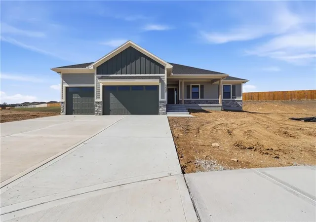 Homes for sale in Blue Springs, MO | 7905 Hoot Owl St, Blue Springs, MO 64014 | MLS# 2596448