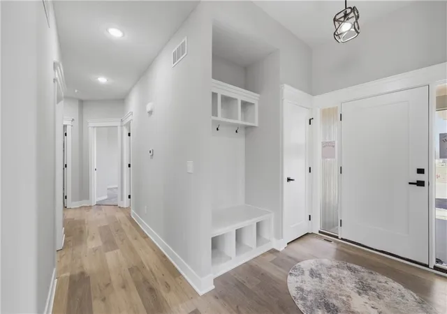 4th image of 7905 Hoot Owl St, Blue Springs, MO 64014 | MLS# 2596448