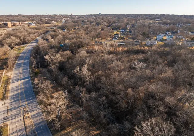 4th image of 5046 Raytown Rd, Kansas City, MO 64133 | MLS# 2596531