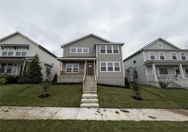 1st image of 3920 Sw Stoney Brook Dr, Lees Summit, MO 64082 | MLS# 2596589