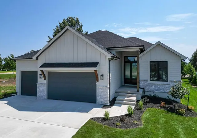 Photo 2 of Single family home for sale at 24915 W 112th Street, Olathe, KS 66061 | MLS# 2596622 | Listing updated on 2026-10-16