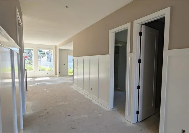 Photo 1 of Sale Pending at 2368 NE Colonnade Ave, Blue Springs, MO 64029 | MLS# 2596733 | Listing updated on 2026-09-20