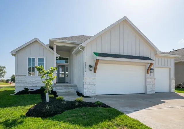 Photo 2 of Single family home for sale at 24819 W 112th Street, Olathe, KS 66061 | MLS# 2596902 | Listing updated on 2026-10-16