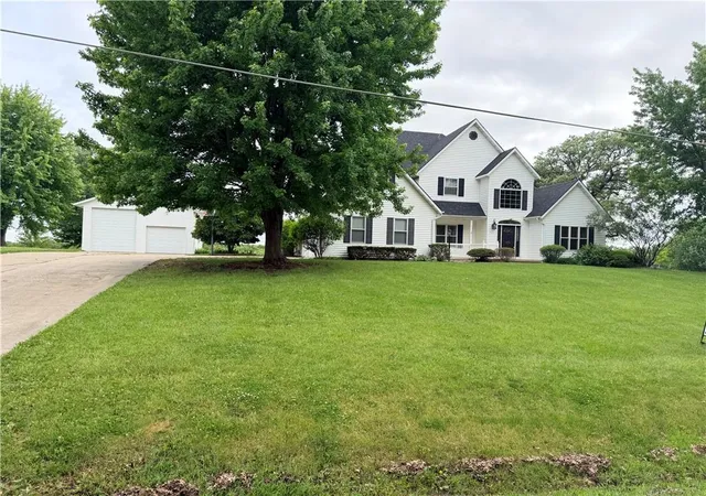 Homes for sale in Maryville, MO | 610 E 14th St, Maryville, MO 64468 | MLS# 2596999