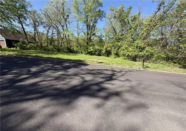 1st image of High Dr Dr, Excelsior Springs, MO 64024 | MLS# 2597262