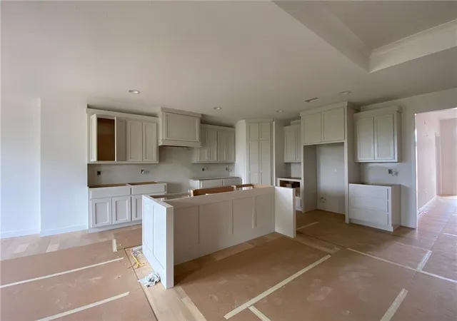 Photo 3 of Single family home for sale at 19326 Skyview Ln, Spring Hill, KS 66083 | MLS# 2597350 | Listing updated on 2026-10-07