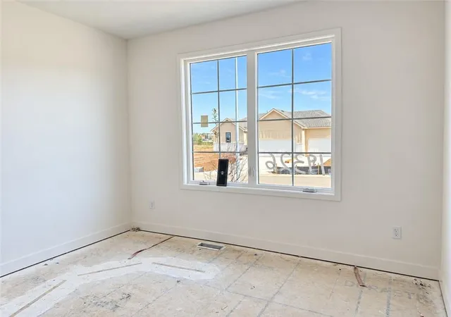 Photo 3 of Single family home for sale at 19326 Skyview Ln, Spring Hill, KS 66083 | MLS# 2597350 | Listing updated on 2026-10-21