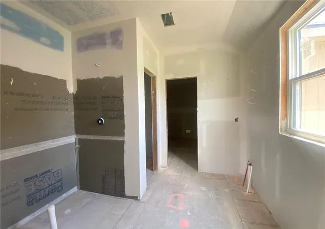5th image of 19326 Skyview Ln, Spring Hill, KS 66083 | MLS# 2597350