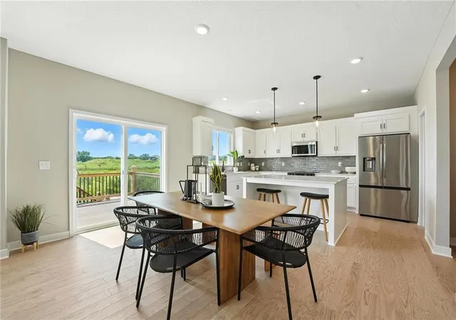 4th image of 19513 Barstow St, Spring Hill, KS 66083 | MLS# 2597352