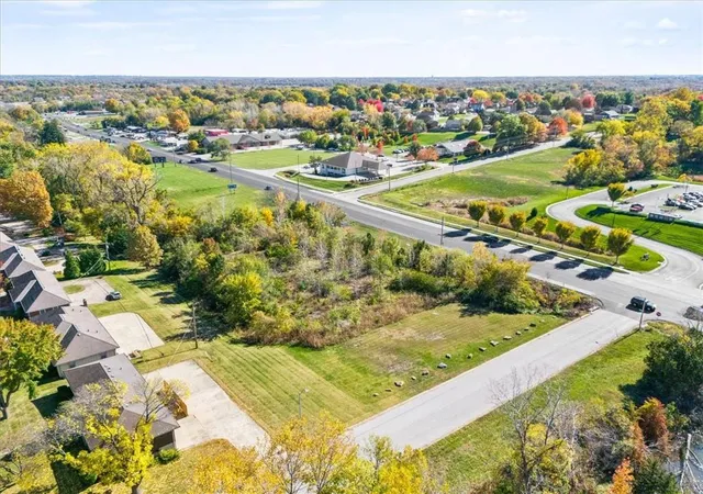 Homes for sale in Kansas City, MO | 14700 E Us 40 Hwy, Kansas City, MO 64136 | MLS# 2597538