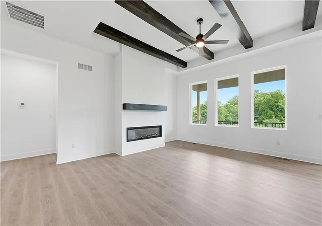 5th image of 20659 Skyview Ln, Spring Hill, KS 66083 | MLS# 2597650