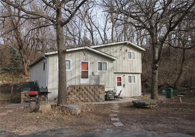Homes for sale in Roeland Park, KS | 4701-11 Roe Ln, Roeland Park, KS 66205 | MLS# 2597681