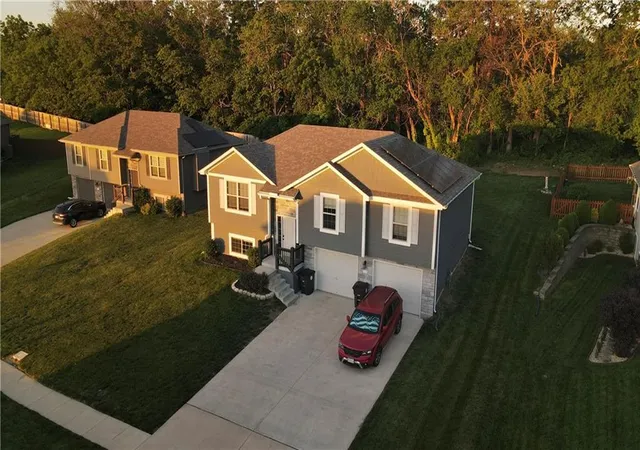 Homes for sale in Belton, MO | 709 Hollis Ave, Belton, MO 64012 | MLS# 2597737