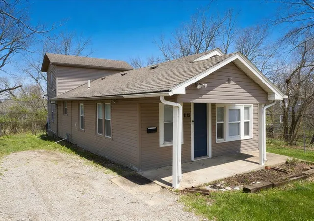 Homes for sale in Kansas City, MO | 1119 E 84th St, Kansas City, MO 64131 | MLS# 2598279