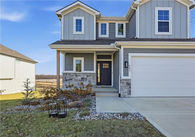 Homes for sale in Smithville, MO | 407 Sixth St, Smithville, MO 64089 | MLS# 2598439