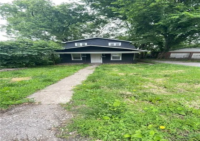 2nd image of 807 S Hardy Ave, Independence, MO 64053 | MLS# 2598849