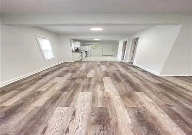 4th image of 807 S Hardy Ave, Independence, MO 64053 | MLS# 2598849