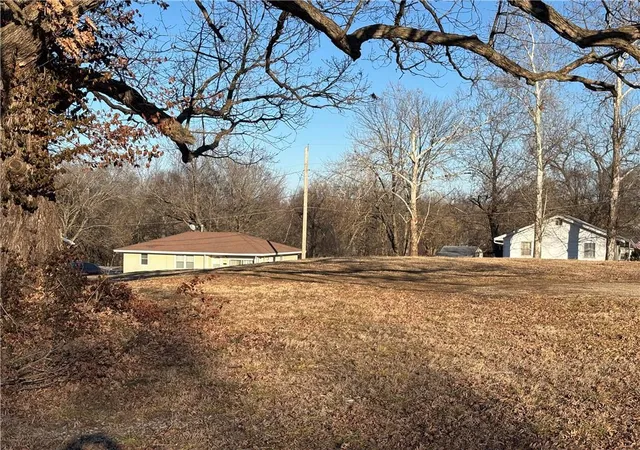 Homes for sale in El Dorado Springs, MO | 307/301 W Spring St, El Dorado Springs, MO 64744 | MLS# 2599383