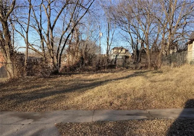 Homes for sale in Kansas City, MO | 2634 Denver Ave, Kansas City, MO 64127 | MLS# 2600499