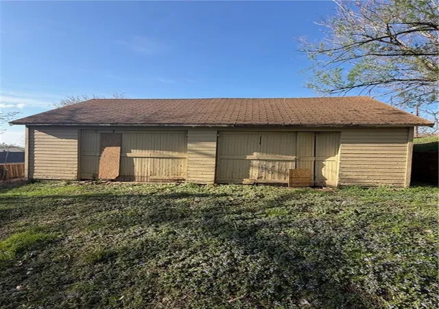 Photo 4 of Land for sale at 516 Blake St, Saint Joseph, MO 64504 | MLS# 2600581 | Listing updated on 2026-05-12