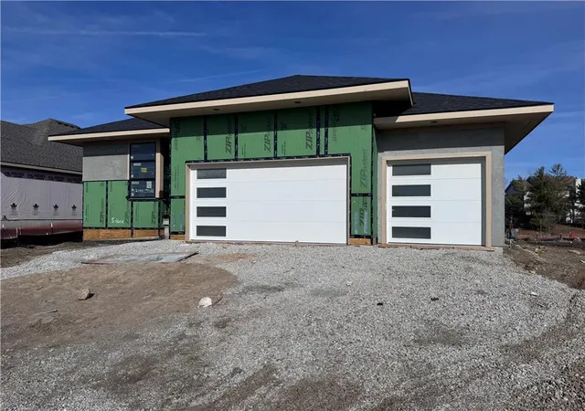 2nd image of 3244 W 133rd Terrace, Shawnee Mission, KS 66209 | MLS# 2600603