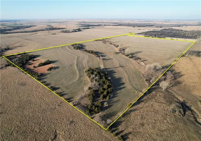 1st image of Skiddy Rd, Junction City, KS 66441 | MLS# 2600733