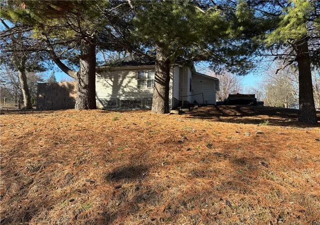 Homes for sale in St Joseph, MO | 4502 Orchard Rd, St Joseph, MO 64506 | MLS# 2600868