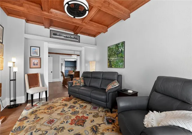 4th image of 204 Se 1St St, Lees Summit, MO 64063 | MLS# 2600935