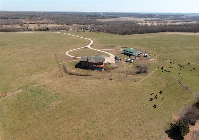 1st image of 32846 Block Rd, Paola, KS 66071 | MLS# 2601113