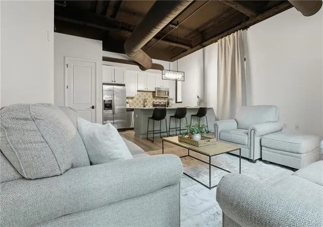 Homes for sale in Kansas City, MO | 1101 Walnut St #201, Kansas City, MO 64106 | MLS# 2601189