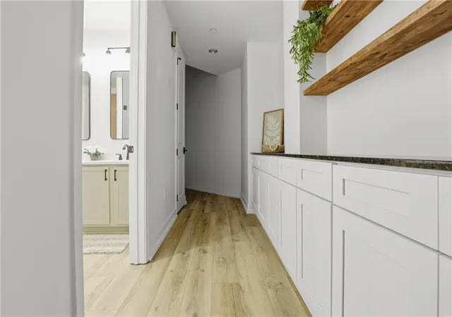 Homes for sale in Kansas City, MO | 1101 Walnut St #201, Kansas City, MO 64106 | MLS# 2601189