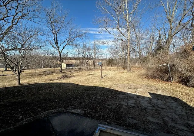 16th image of 229 W 16th St, Maryville, MO 64468 | MLS# 2601277