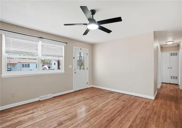Photo 1 of Single family home for sale at 1040 S Cottonwood St, Ottawa, KS 66067 | MLS# 2601428 | Listing updated on 2026-09-04