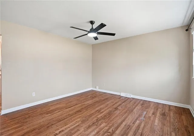 Photo 2 of Single family home for sale at 1040 S Cottonwood St, Ottawa, KS 66067 | MLS# 2601428 | Listing updated on 2026-09-04