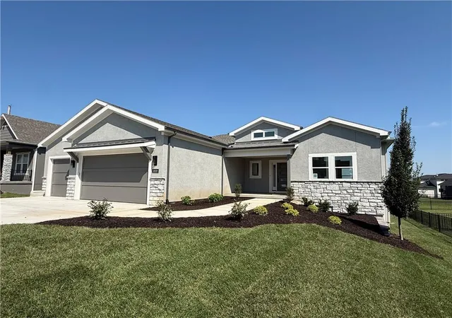 4th image of 3808 W 187th Street, Stilwell, KS 66085 | MLS# 2601714