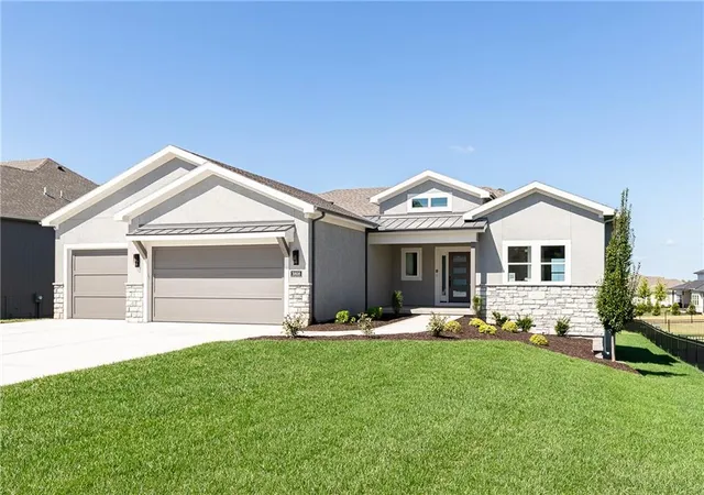 Photo 4 of Single family home for sale at 3808 W 187th Street, Stilwell, KS 66085 | MLS# 2601714 | Listing updated on 2026-10-09