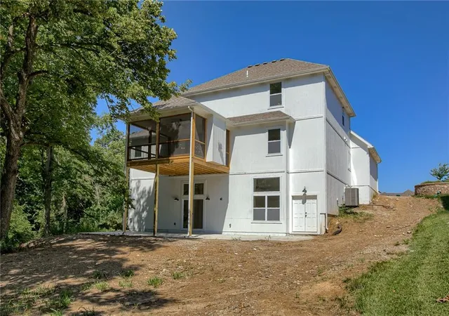 Photo 18 of Single family home for sale at 4709 NW Sienna Ridge, Riverside, MO 64150 | MLS# 2601768 | Listing updated on 2026-10-18