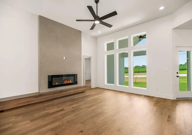 Photo 3 of Single family home for sale at 2233 SW Heartland Ct, Lees Summit, MO 64082 | MLS# 2601846 | Listing updated on 2026-10-07