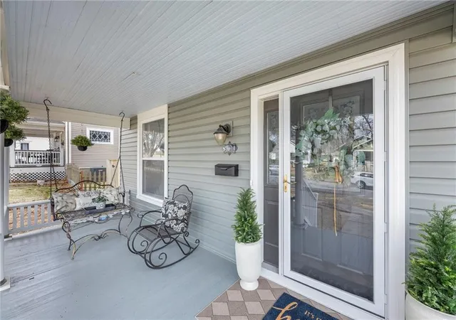 4th image of 501 E Shawnee St, Paola, KS 66071 | MLS# 2601887