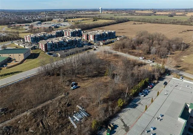 4th image of 210 Sw M 150 Hwy Hwy, Lees Summit, MO 64082 | MLS# 2601949