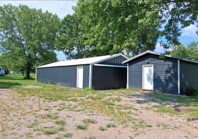 1st image of 909 W Alfred N/a, Mulberry, KS 66756 | MLS# 2602515