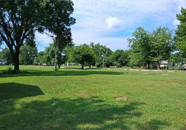 12th image of 909 W Alfred N/a, Mulberry, KS 66756 | MLS# 2602515