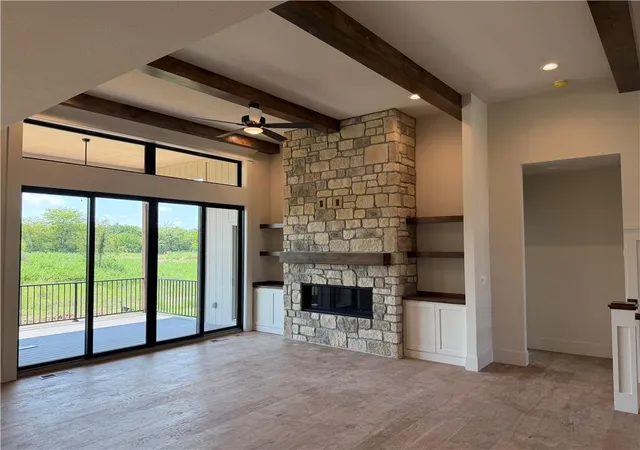 Photo 4 of Single family home for sale at 1007 Wilds Pkwy, Greenwood, MO 64034 | MLS# 2602544 | Listing updated on 2026-08-25