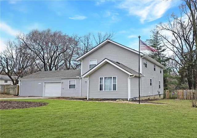 2nd image of 2100 & 2105 S Ellison Wy, Independence, MO 64050 | MLS# 2602553