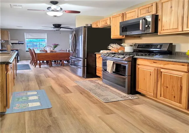 5th image of 2100 & 2105 S Ellison Wy, Independence, MO 64050 | MLS# 2602553