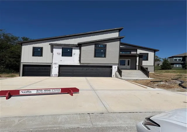Photo 1 of Single family home for sale at 1202 Ne 122nd Street, Kansas City, MO 64165 | MLS# 2602584 | Listing updated on 2026-09-03