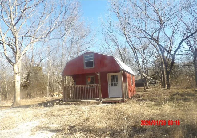 3rd image of 294 Sugar Lake Dr, Mound City, KS 66056 | MLS# 2602683